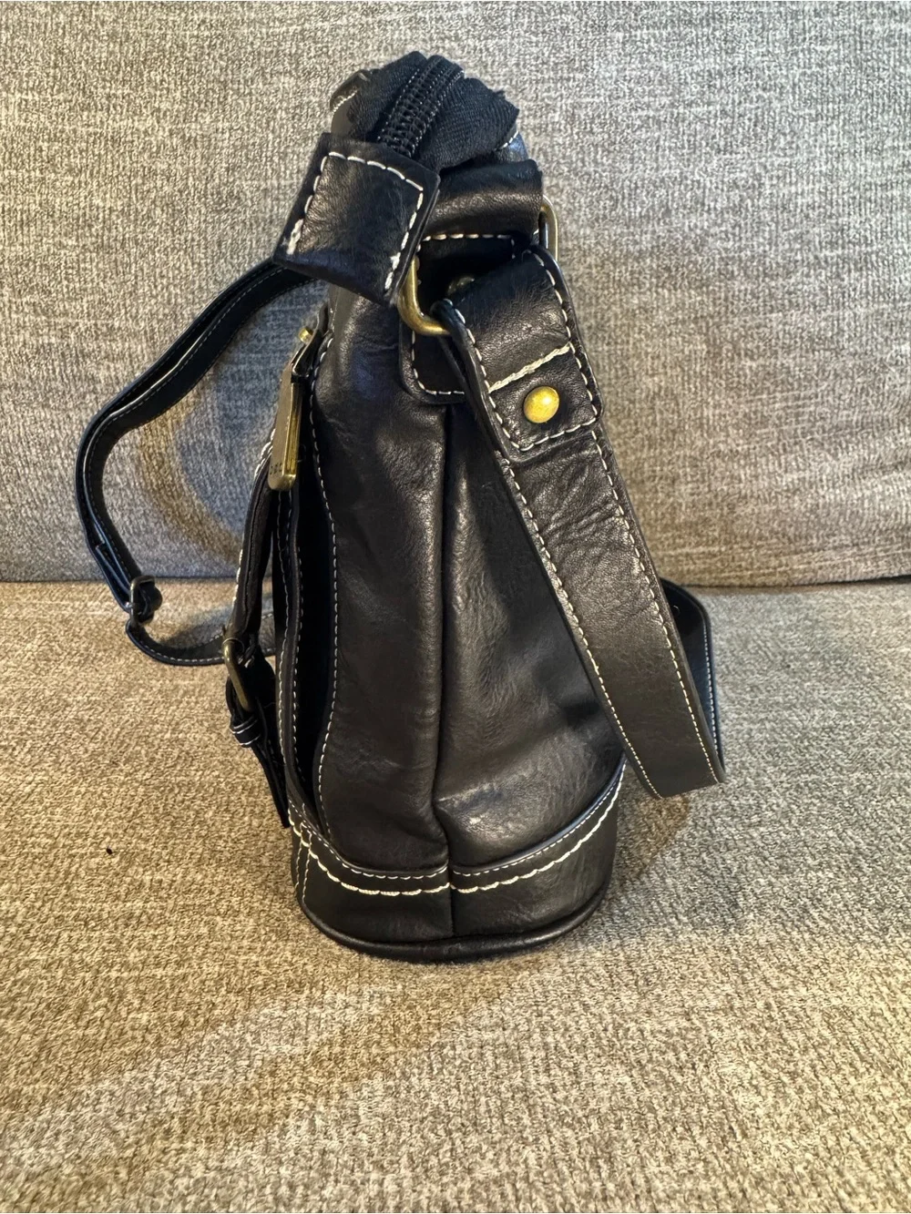b.ø.c. Amherst Crossbody Black Bucket Bag Handbag Purse